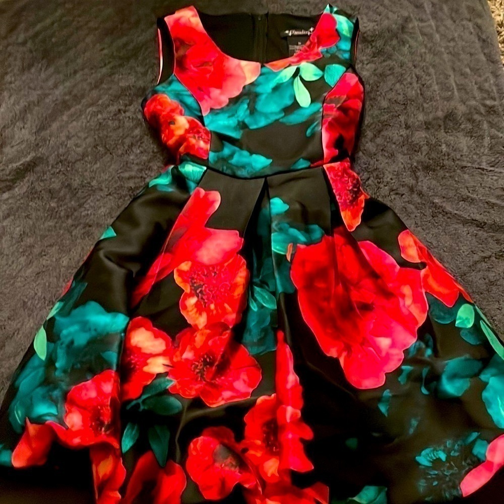 𝅺XTRAORDINARY Girl’s Floral Print Dress Size 10 - Picture 3 of 10
